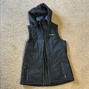 Columbia Black Hooded Vest